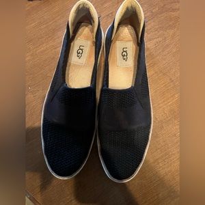 Ugg Women’s Shoes Size 8